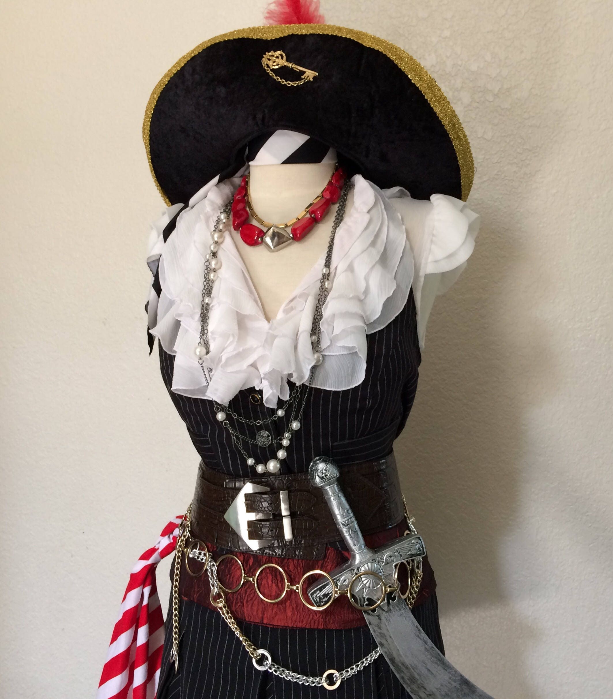 Large Adult Women's Pirate Costume Including Jewelry