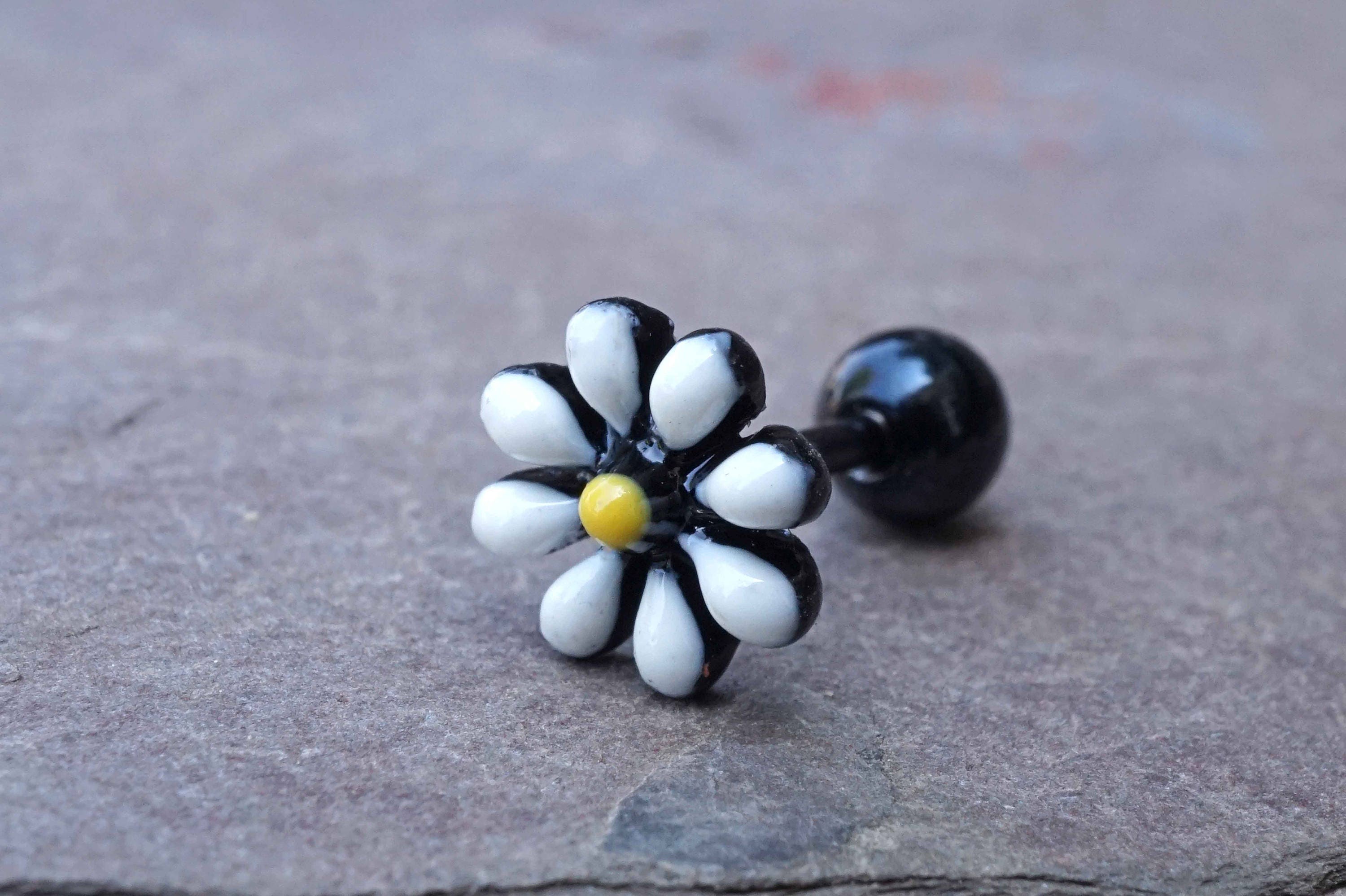 Daisy Cartilage Earring Tragus Stud