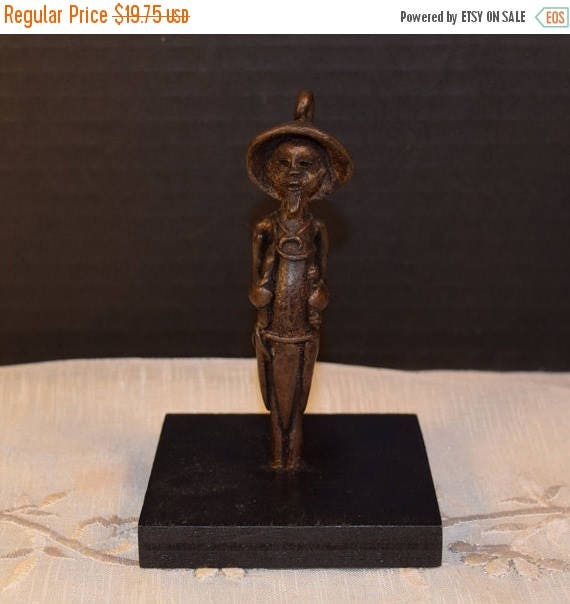 DELAYED SHIPPING Metal Spanish Statue Vintage Metal Warrior