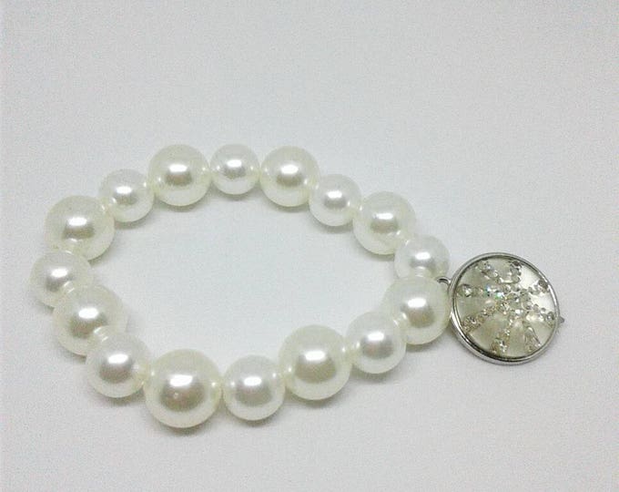 White Pearl Beaded Charm Bracelet, Statements Piece, Beadwork, Gifts for her, Women's Gift.