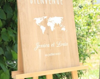 Welcome sign - world map - globe Trotter - wood - oak