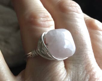 Rose Quartz Ring/Wire wrapped ring/Ring/Handmade/Jewelry/Rose quartz jewelry/stone/silver ring/Silver Wire/anti tarnish wire/Stone ring