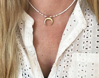 Upside down moon choker, gold horn choker, double horn necklace, double horn choker, white necklace, crescent necklace, white choker, boho
