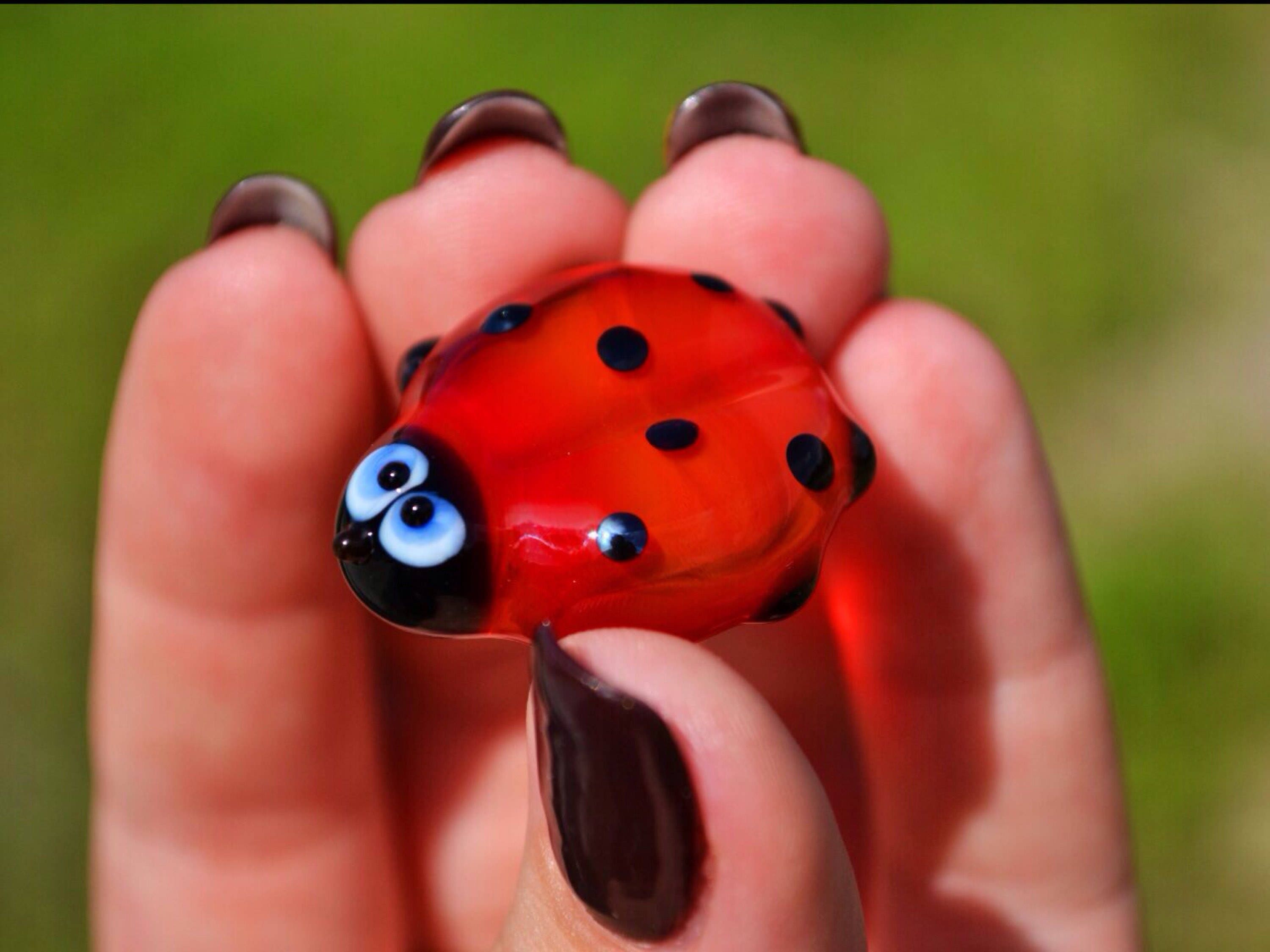 Glass ladybug figurines blown dollhouse ladybug birds small