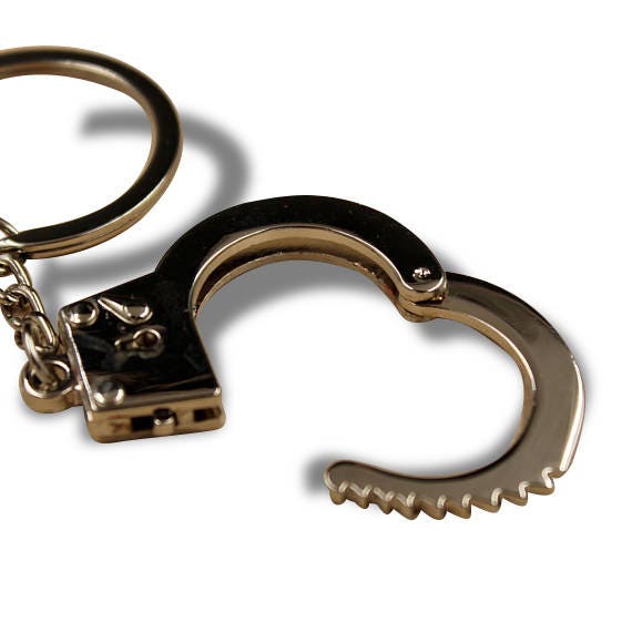GIFT FOR GIRLFRIEND: Handcuff Keychain Handcuffs Awesome