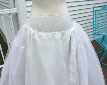 Vintage Full Length Wedding Petticoat Crinoline Waist 26-27