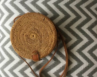 Lipe small round bag with lining, round rattan basket bag, Boho roundie shoulder bag,Round shoulder bag, Woven straw bag