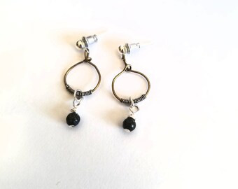 Small wire hoop earrings with gemstone charm