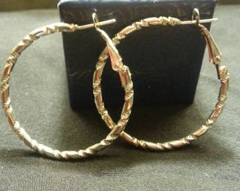 FREE GIFT INCLUDED! Silver Hoop Ladies Earings With Elegant Design Work