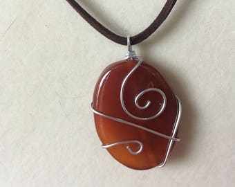 Red Oval Wire-wrapped Necklace