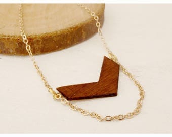 Geometric wooden necklace and gold-plated brass