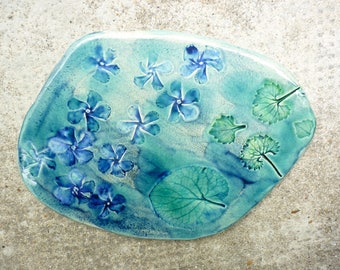 Ceramic plate jasmine flower, violet leaf, nature-inspired pottery, blue table decoration, table mats, tableware