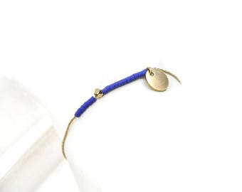 Minimalist dainty bracelet gold and ultramarine blue