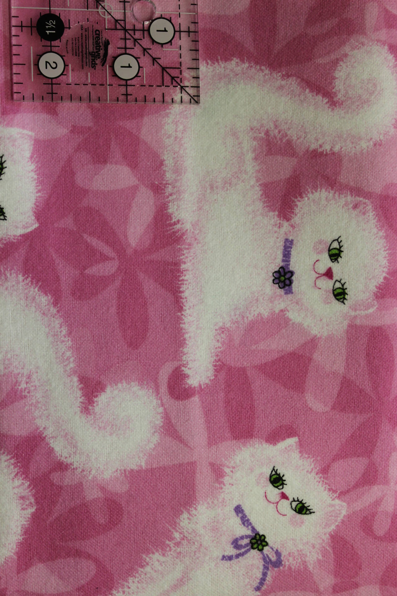 Pretty Kitty Cat on pink 100 Flannel cotton fabric 42"44" wide from