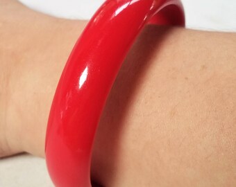 Red Lucite Bangle Bracelet Vintage