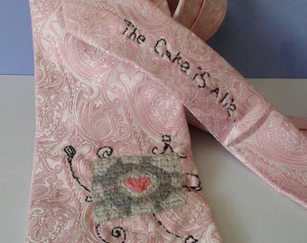 paisley portal companion cube tie