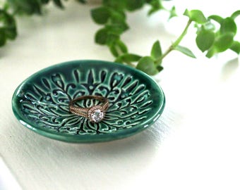 Trinket Dish - Emerald Ring Holder - Handmade Jewelry Bowl - Scandi Decor - Scandinavian Folk Pattern - Jewelry Storage - Folk Art Dish
