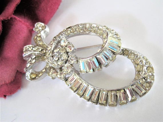 Clear Rhinestone Brooch - Layered Brooch - Rhodium Silver Tone - Flower Pin