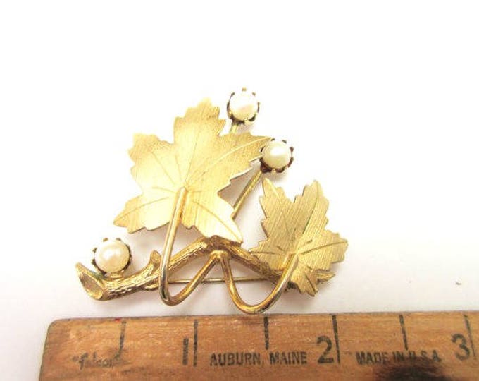 Sara Coventry Leaf Brooch - gold and cultured White pearl - Maple leaf pin