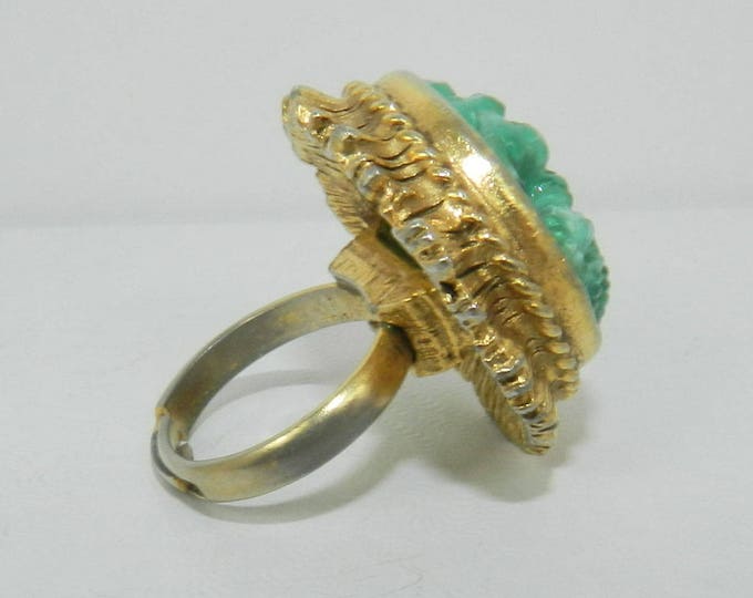 Vintage Carved Faux Jade Ring, Unsigned Hobe Cocktail Ring, Faux Jade Jewelry, Statement Ring, Asian Motif, Vintage Fashion Ring