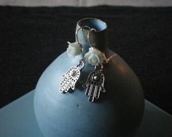 Hands of Fatima and small turquoise flowers earrings