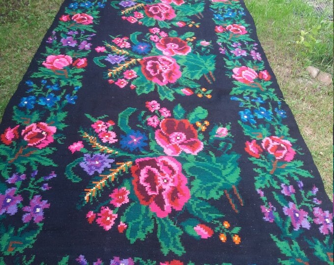 Bessarabian Kilim & area rugs. Vintage Moldovan Kilim, Rose kilim rug, handmade carpet. Vintage handwoven wool rug carpet. Ethnic style