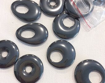 Hemalyke Mix of Donut and Go-go shapes, gunmetal, pendant, jewelry, necklace, earrings, bracelet, shiny beads