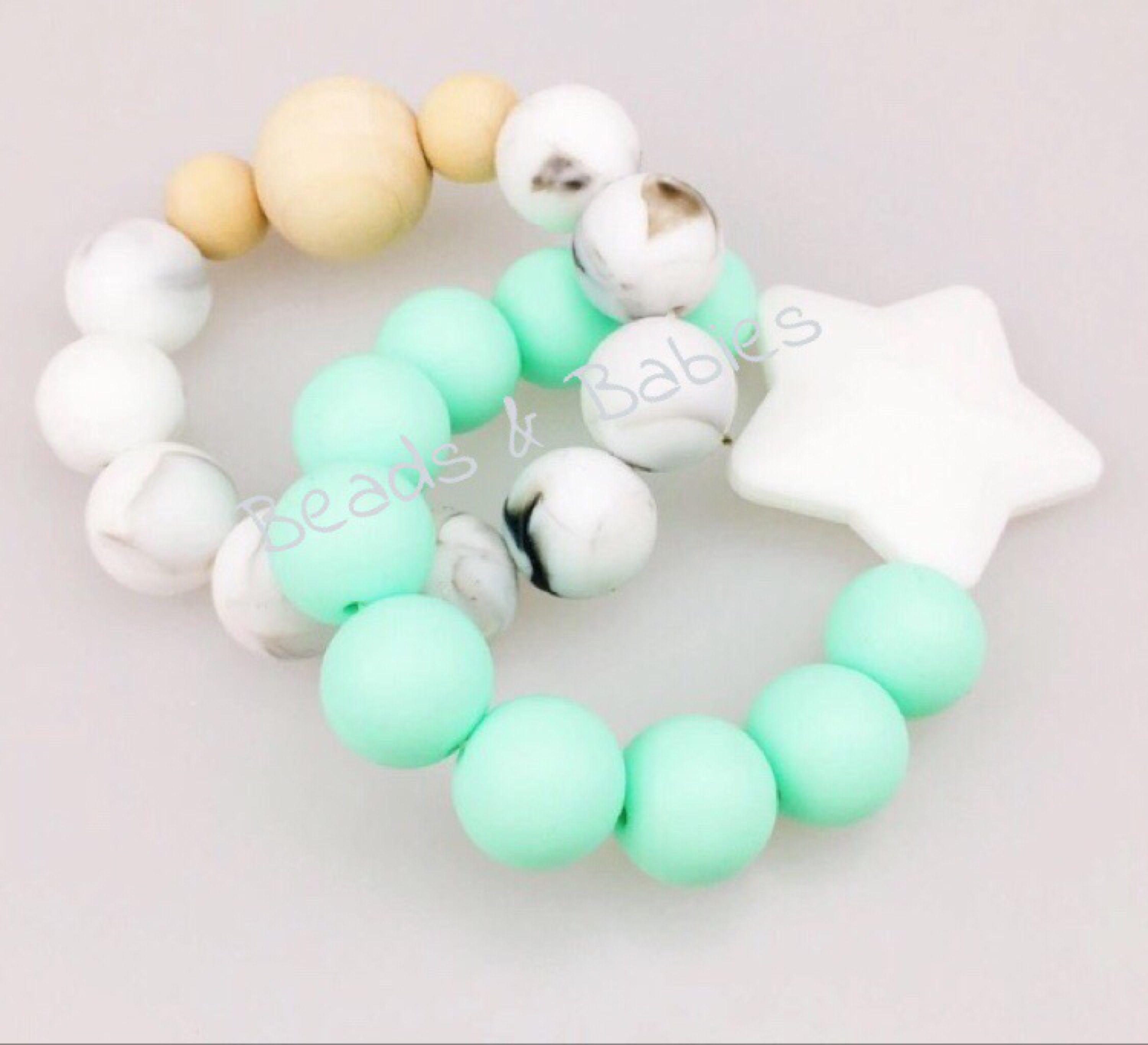 BPA Free Silicone Teething Bracelet with Wooden Teethers