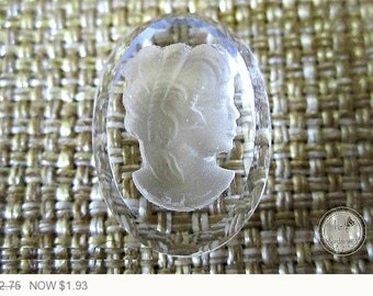 ON SALE Vintage Crystal Cameo Glass Cabochon Crystal Cameo Vintage Beads Vintage Crystal Cameo Cabochon Crystal Cameo 18mm (1 pc) 1V4