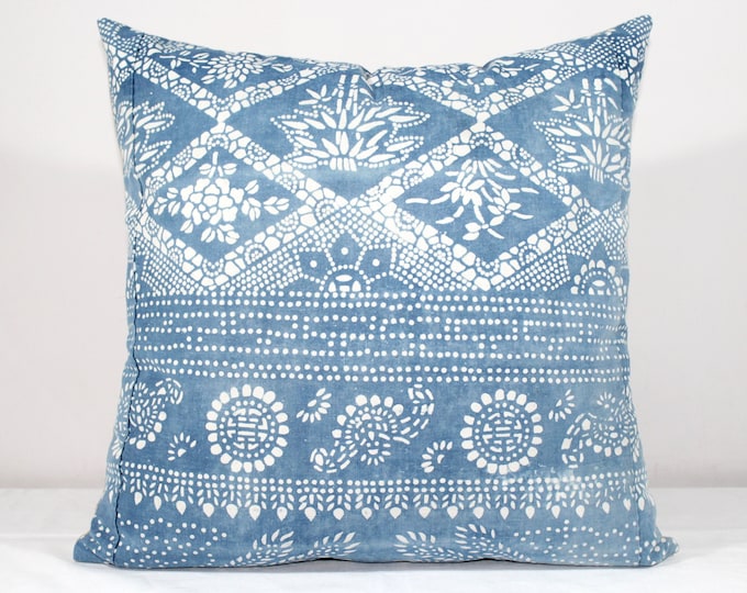 SALE! 20"x20" Vintage Indigo Batik Pillows, Old Chinese HMONG Batik Fabric Pillow Case, Ethnic Textile Cushion Cover