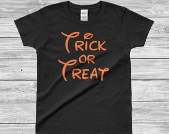 Womens Disney Halloween Shirt // Womens Trick or Treat Shirt // Mickey's Halloween Party Shirt // Fall Disney Shirt // Girls Disney Shirt