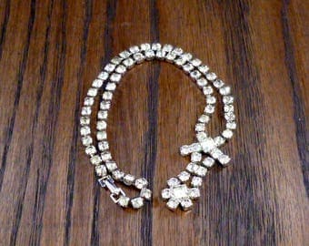 Vintage clear rhinestone necklace