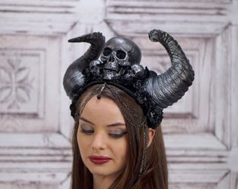 Gothic Demoness Headdress, Rams horn Headpiece, Skull Headdress, Death Costume, Black, Gray, Cosplay, Maenad, Demon, Witch, Vampire