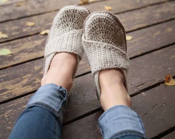 Crochet Pattern - Adult Little Wrap Slippers