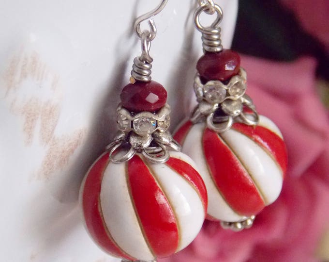 Custom Order for Tamara.. Red and White Striped Beaded Earrings Old Fashioned Striped Peppermint Candy Earrings