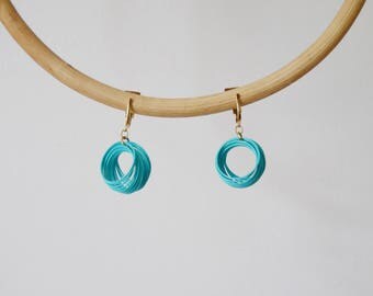 1970s Turquoise Circular Wire Clip on Earrings
