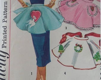 Vintage Simplicity 1846 Sewing Pattern Set of One-Yard Aprons Transfers Included -only 1 cut out