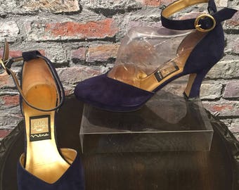 Vintage 1980's Nina Navy Blue Suede Platform Ankle Strap Shoes Size 6 Medium