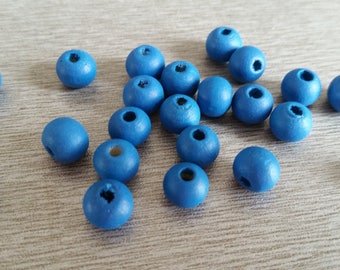 20 wooden round 8 mm beads