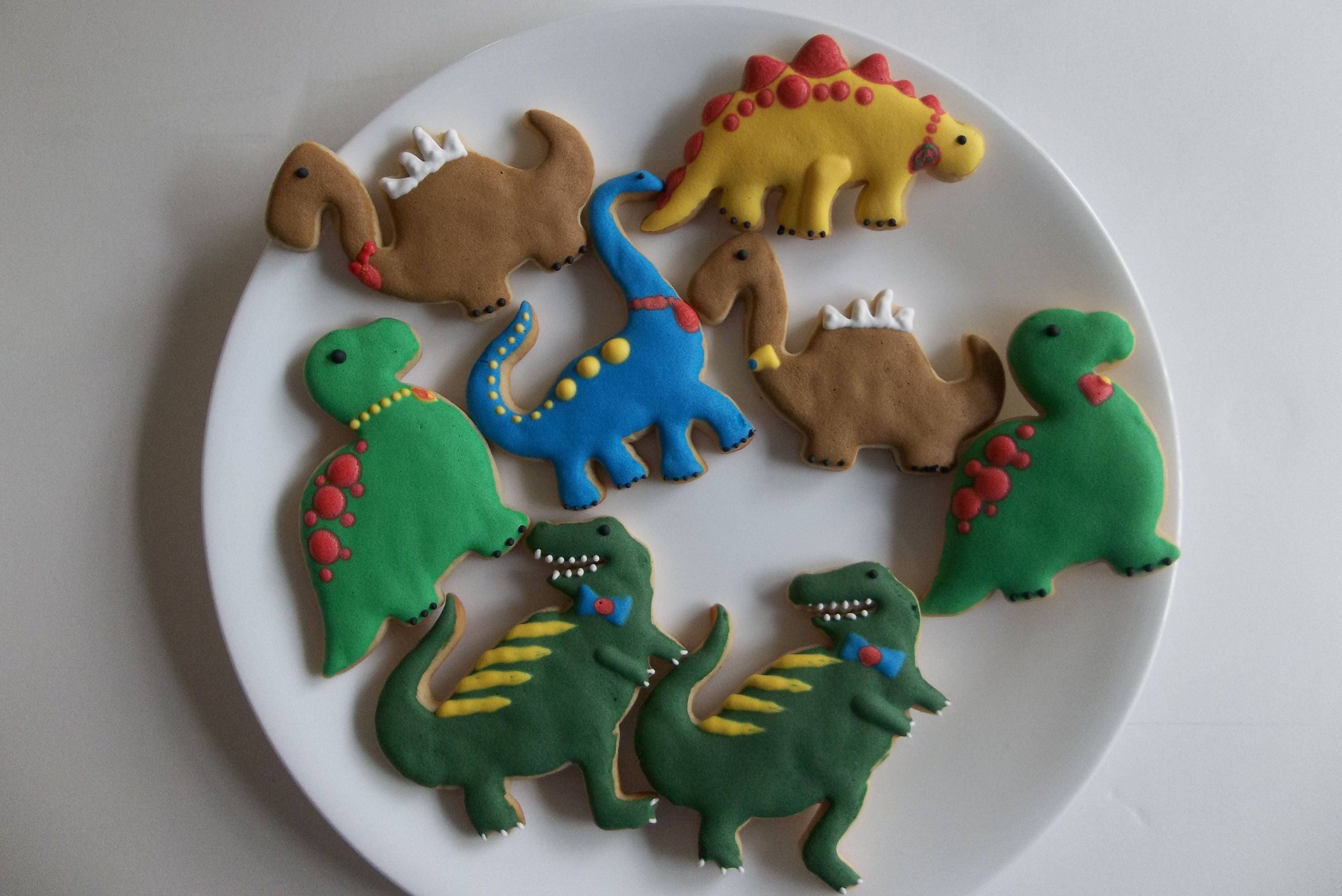 Dinosaur cookies dinosaur sugar cookies