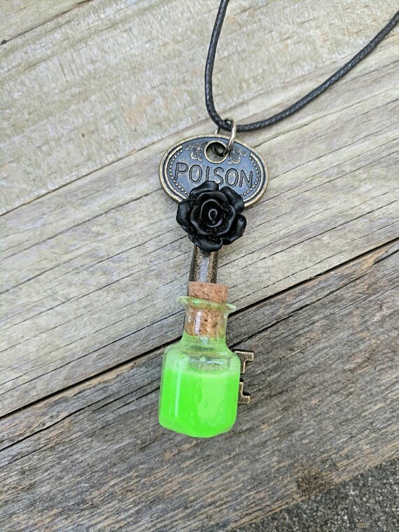 Halloween Themed Skeleton Key Pendant Poison With Glow In The