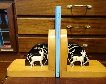 Vintage book ends, book ends deer, book ends wood, wooden book ends, 1960s book ends, wooden bookends, bookends deer, white deer book ends