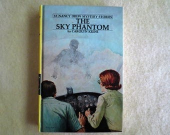 Nancy Drew Mystery Series - The Sky Phantom - Carolyn Keene