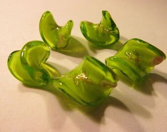 Twisted Curly Lime Green Glass Beads with Gold Glttered Centers, 17mm, Set of 5