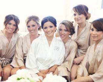 10% off Sale Set of 7 Bridesmaid Robes, Bridesmaid Gift - Personalized Robe - Bride Robe - Bridal Party Robes - Getting Ready Robes