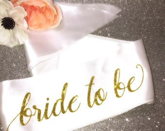 Bride to be sash / bride sash / bachelorette sash / bridal sash / bridal shower / bachelorette