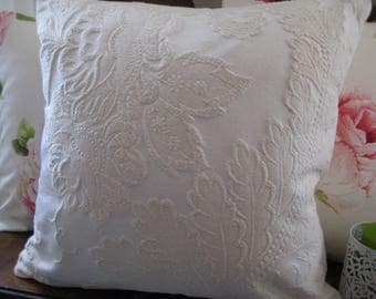 Decorative pillow acanthus leaf with Peony