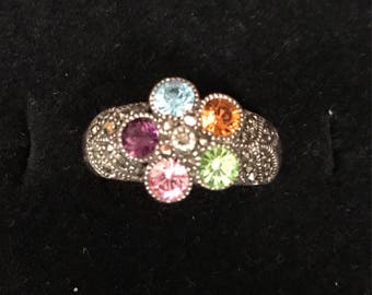 Ladies sterliver silver design ring 8.5