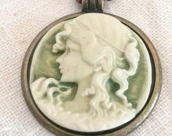 Vintage Inspired Mixed Metal Cameo Necklace
