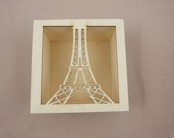 Wooden box cut "tour eiffel"